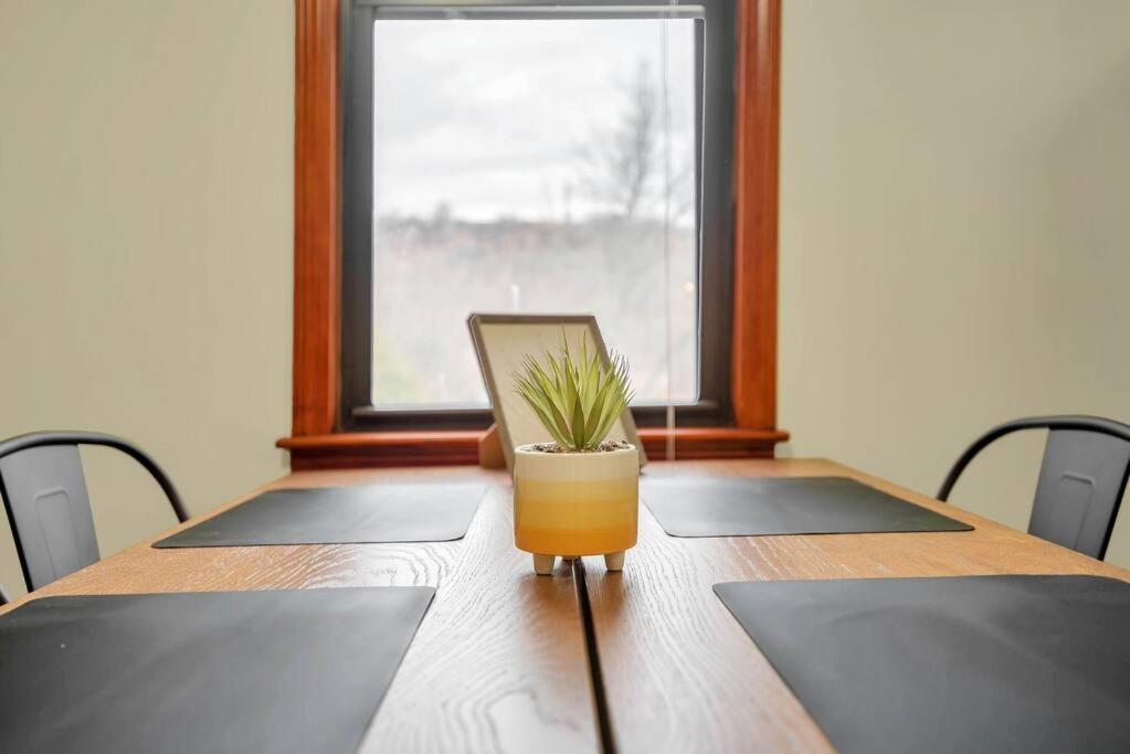 Golden Gem In Heart Of East Rock Quiet 3Br Near Dt And Yale Apartment New Haven Luaran gambar