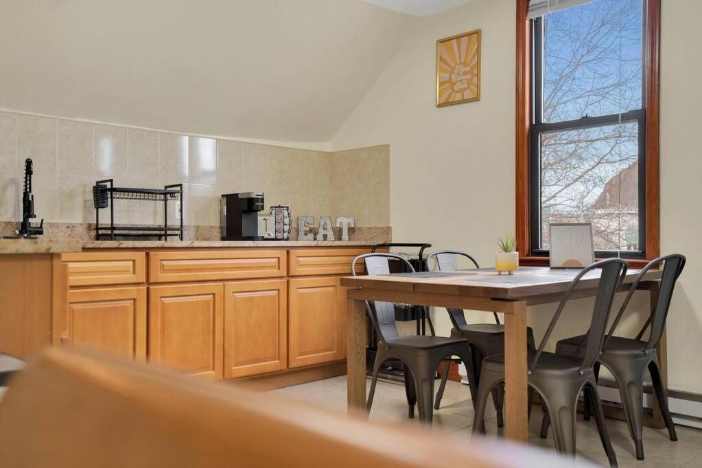 Golden Gem In Heart Of East Rock Quiet 3Br Near Dt And Yale Apartment New Haven Luaran gambar