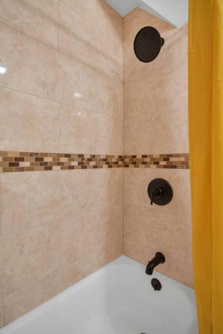 Golden Gem In Heart Of East Rock Quiet 3Br Near Dt And Yale Apartment New Haven Luaran gambar