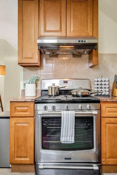 Golden Gem In Heart Of East Rock Quiet 3Br Near Dt And Yale Apartment New Haven Luaran gambar