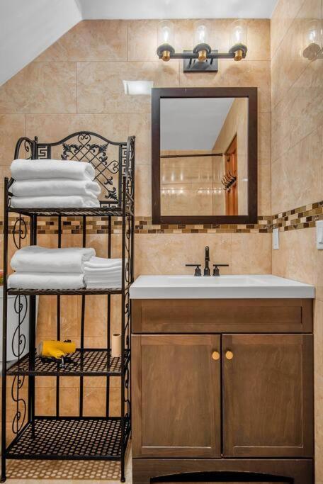 Golden Gem In Heart Of East Rock Quiet 3Br Near Dt And Yale Apartment New Haven Luaran gambar